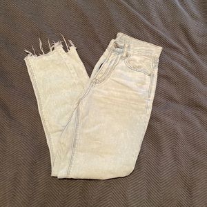 American Eagle Mom Jeans